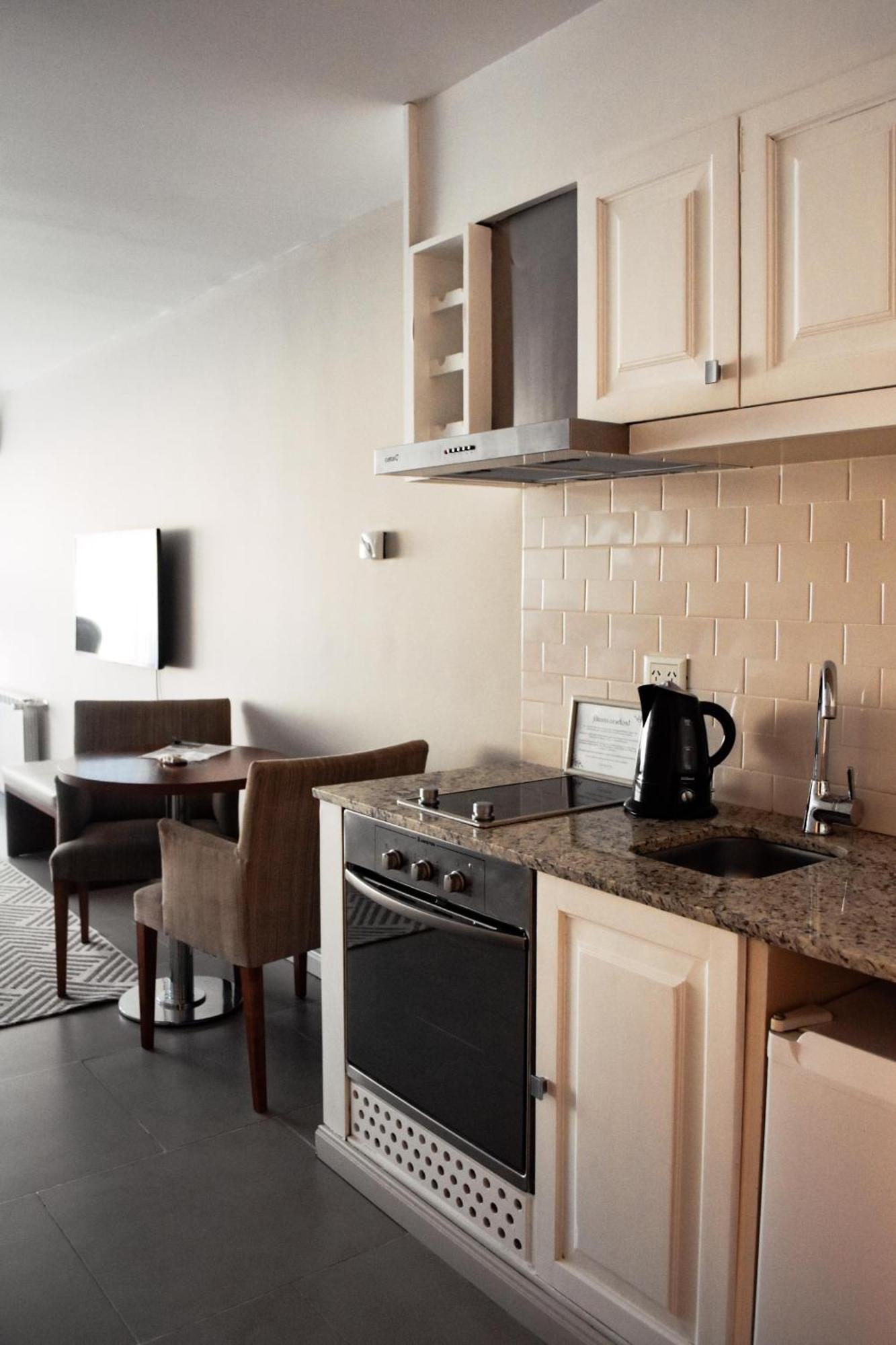 Las Bayas Home Suites Esquel Exterior photo