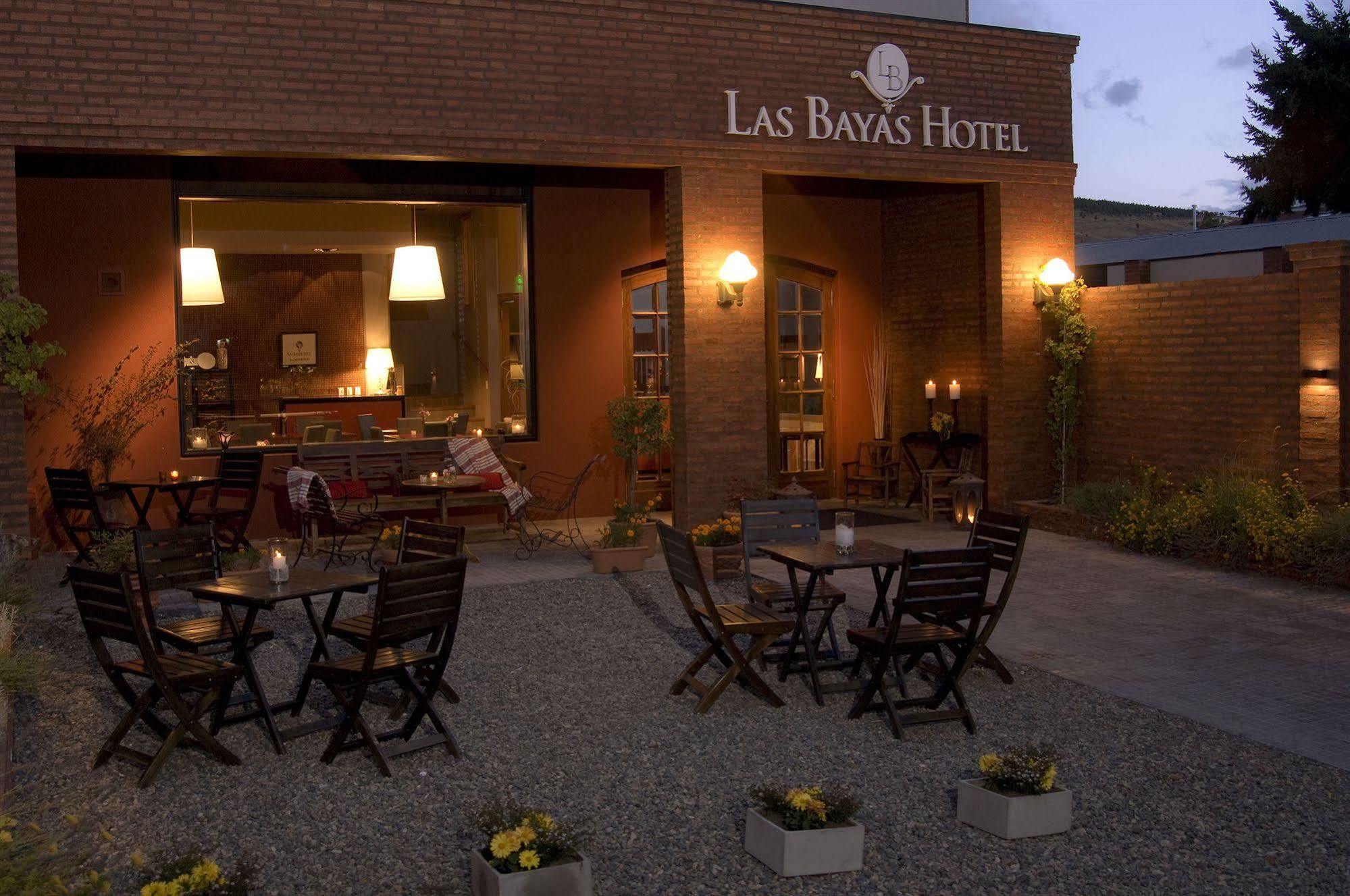 Las Bayas Home Suites Esquel Exterior photo